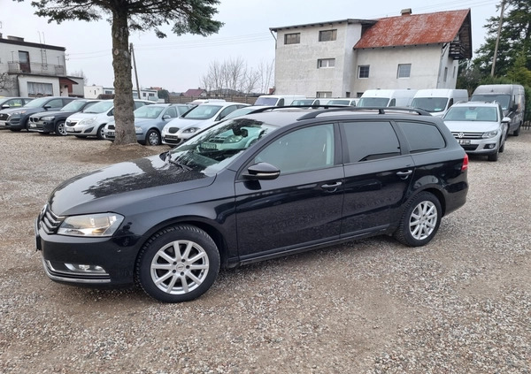 Volkswagen Passat cena 29900 przebieg: 154200, rok produkcji 2011 z Iłowa małe 254